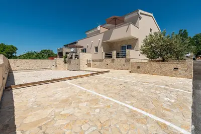 Image de Superbe appartement Ă Maslenica