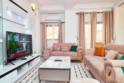 Image de Superbe Appartement Meublé Haut Standing – 2 Chambres – Basson, Douala
