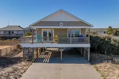 Image de \"Can't You Sea\" Semi-Oceanfront, Steps away from the Ocean, 4br, Family Cottage