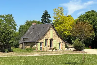Gîte 3 personnes à la campagne à proximité du halage de La Mayenne