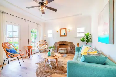Image de Outstanding Home Close 2 Sofi/Intuit/Forum!