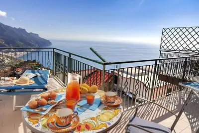 Image de Cozy 1-bedroom apartment in charming Ravello with WiFi, Ac