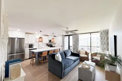 Image de Bright & Beautiful Sanibel Island Beach Condo