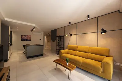 New luxury apartment family friendly in sliema next to Fond Adir beach.