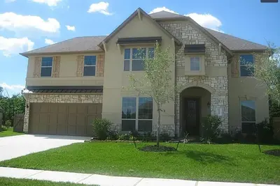 Image de Relaxing Spring Getaway – Stylish 4br Home Close to Everything