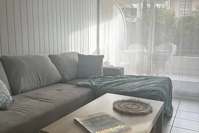 Image de Appartement avec accès privé sur le port de Frejus, piscine, wifi, plage à pied