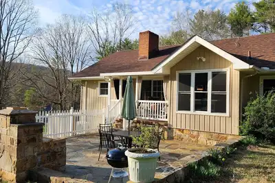 Image de Valley Ridge Retreat, 2-Acres Near Greenbrier, Borders National Forest & Trails