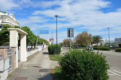 Image de Cv008 - Cervia, renovated three-room apartment on the seafront