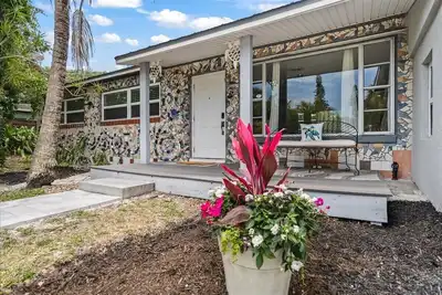 Image de Palm Paradise - Heated Pool, Walk to Beach & Downtown Cocoa Beach