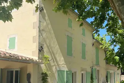 Image de Completely renovated rural Mas, eclectic interior, next to Avignon and St Remy