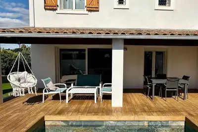 Image de Villa avec piscine proche de la plage! Idéale pour les familles