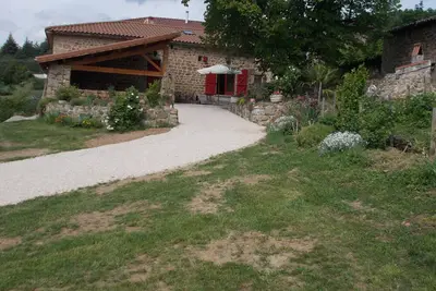 Image de Maison pierres agrée Clevacances  en Ardèche verte  bord de la vallée du doux,