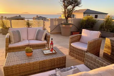 Image de Penthouse Le Isole - Luxurious penthouse with views of the Egadi Islands