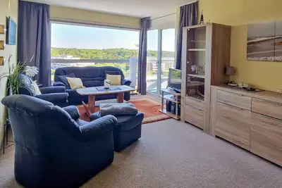 Image de 0803 on the 8th floor with sunny south-facing balcony - only 150 meters from the beach