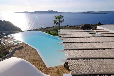 Image de Villa à Agios Ioannis avec 4 chambres à coucher, 8 couchages