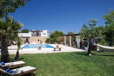 Image de Villa Ă San Jose avec 4 chambres Ă coucher, 8 couchages