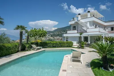 Image de Villa Ă Vico Equense avec 4 chambres Ă coucher, 10 couchages