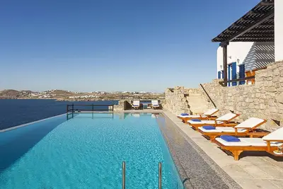 Image de Villa à Myconos avec 6 chambres à coucher, 12 couchages