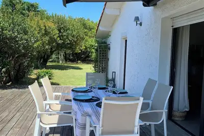 Image de Maison familiale proche du lac de Cazaux – 3 chambres, jardin clos