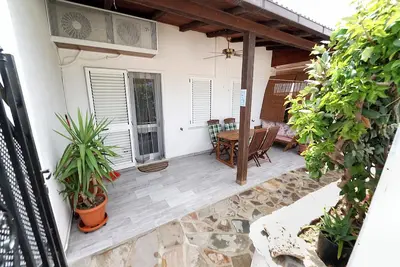 Image de Cottage del Sole with veranda 150mt from the sea