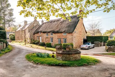 Image de Stunning 4-Bed Thatched Cottage in Oxfordshire!