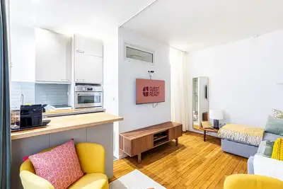 Image de GuestReady - Logement calme et cosy à Batignolles