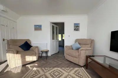 Image de Annie's Hideaway - Coastal Holiday let. Hosts up to 4 guests. 2 bedrooms.