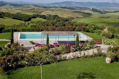 Exceptional Tuscany view! Air-conditioned beautiful restored farmhouse apartment