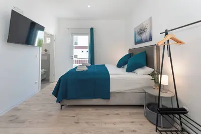 Image de Lit Living-Luxury-Box Spring - Parking