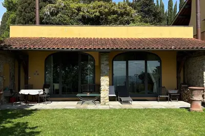 Image de Panoramic apartment overlooking Florence, with garden, private loggia and car parking space