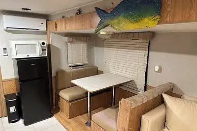 Image de Charming 2-bedroom mobile home with WiFi and Ac in Key Largo
