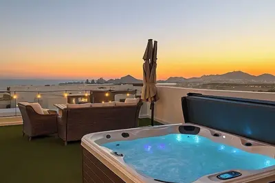 Image de Oceanview Private rooftop terrace with jacuzzi, 3br in Gated Cabo Community