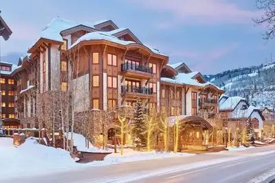 Image de 3 Bedroom Condo in Heart of Vail Village - The Sebastian Residence