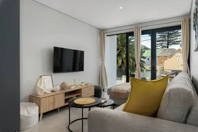 Image de Stylish 2 bed in Trendy Sea Point