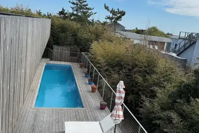 Image de 5-bedroom Summer Club Fire Island Ocean Beach Sunset Views Pool Tennis Gym