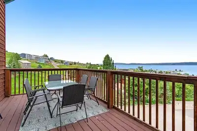 Image de Kickback Kabin - Overlooking Bear Lake, Near Marina!