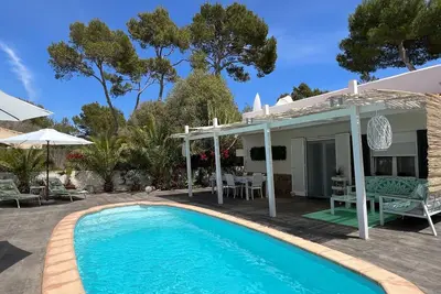 Villa Boira Santany by PriorityVillas