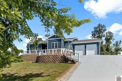 Image de Eddy Bay Hideaway - Family Oasis!