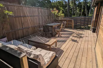 Image de Charmant chalet en bois rénové – proche océan et activités nature