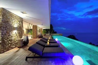 Image de Luxury Ecean FRont Baan Sang Villa Chef, Staff included lth11