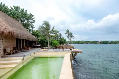 Image de Private Island Luxury: Infinity Pool & Spacious Living in Rosario Islands