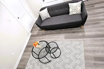 Image de A Cozy Home away from Home located in the beautiful neighborhood of McConachie.