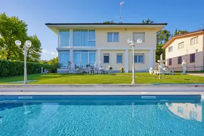 Diamond Lake View - Prestige Villa a 100m dal Lago