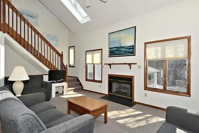 Image de Beachside 5-Bed House w/ Bbq & Porch