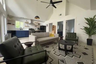 Image de Lakefront Cottage with Sauna- #3 Chinook