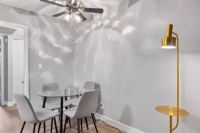 Image de Cozy 1b1b Retreat in Scottsdale Free Parking
