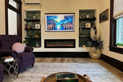 Image de Riverfront Retreat Stunning View