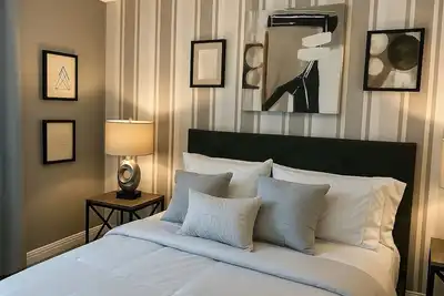 Image de Cozy Airport Heights stay, 3 minutes to Airport