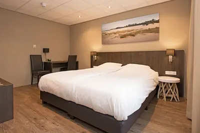 Image de Modern Room with Garden Access and Free Parking in Vlijmen, Near Efteling