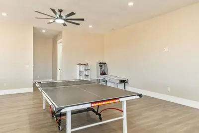 Image de Ticaboo Lakehouse | Sleeps 27 Near Lake Powell